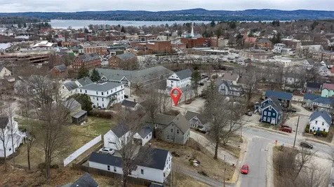 7 Elliott Street Laconia NH 03246