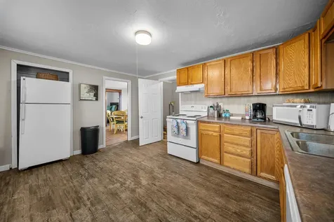 7 Elliott Street Laconia NH 03246