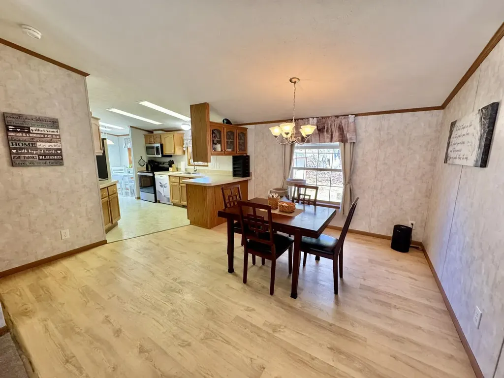 28 Emile Drive Allenstown NH 03275