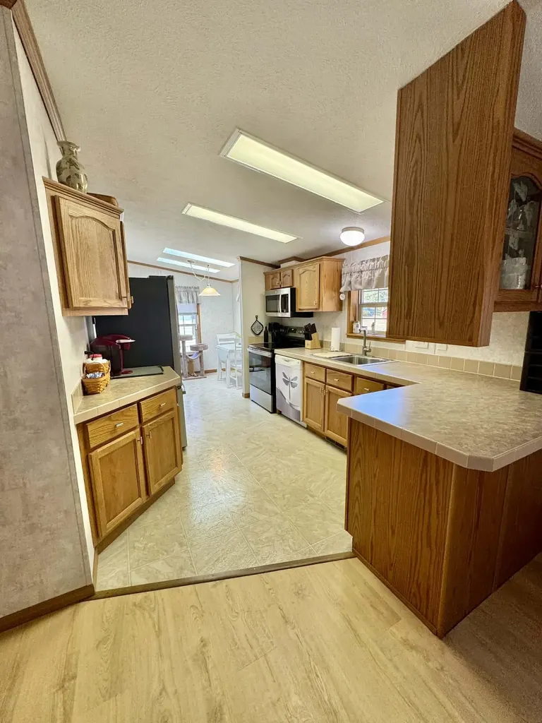 28 Emile Drive Allenstown NH 03275