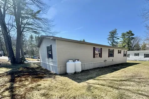 28 Emile Drive Allenstown NH 03275