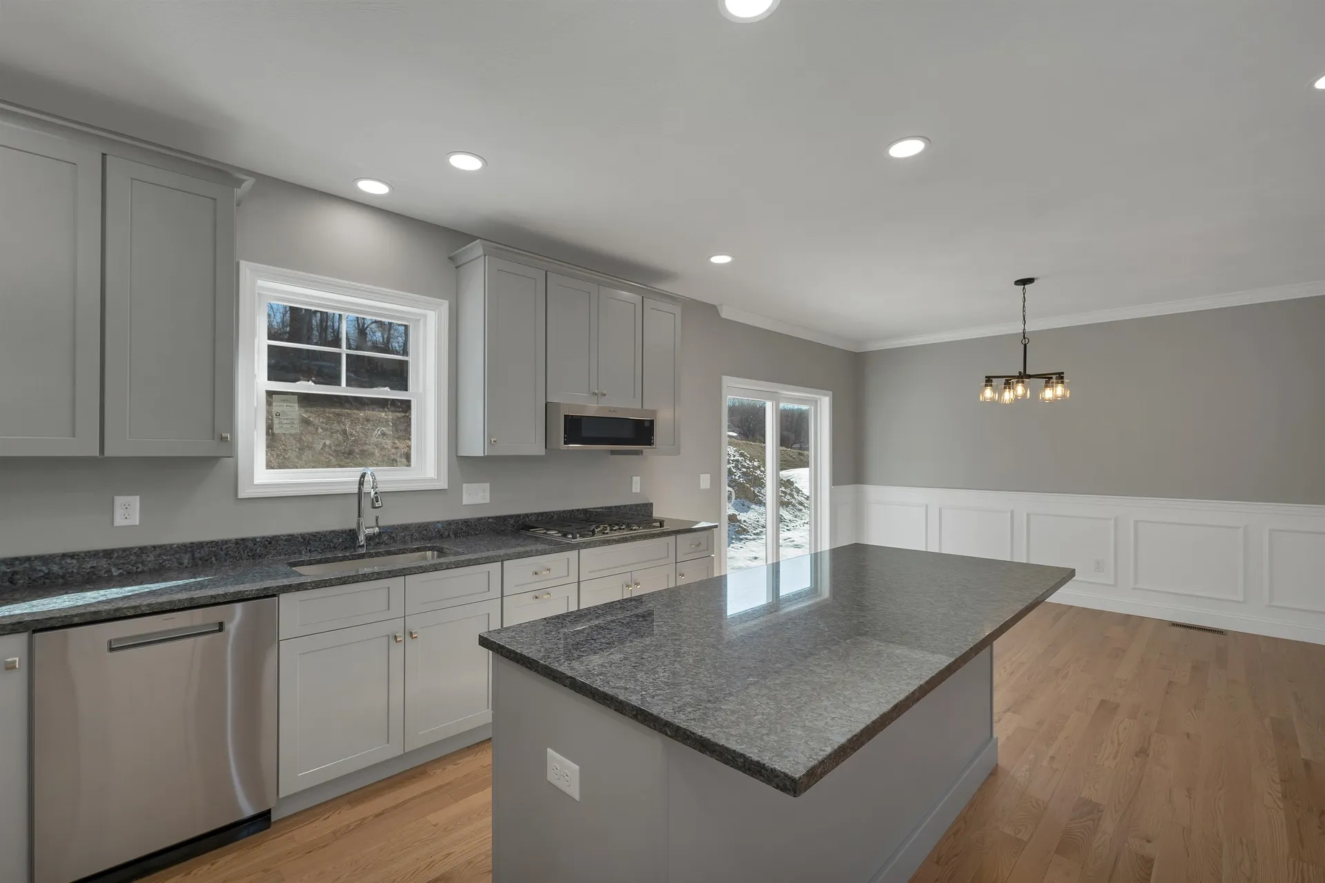 10 Shelburne Lane Concord NH 03301