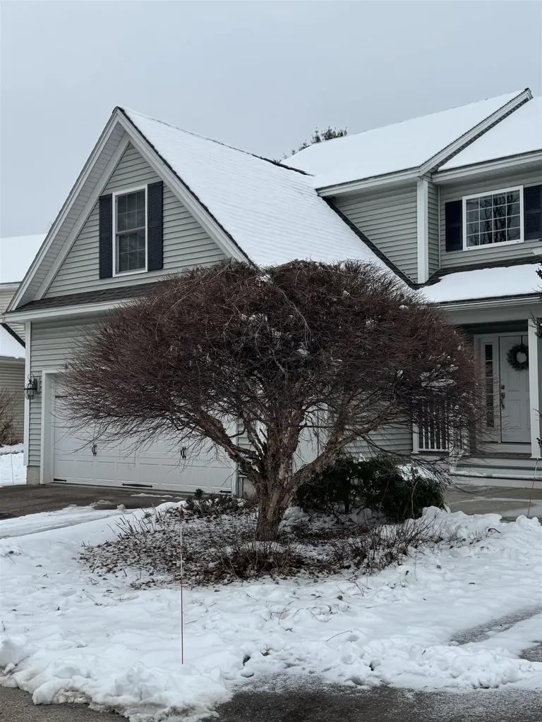20 Briar Lane Colchester VT 05446