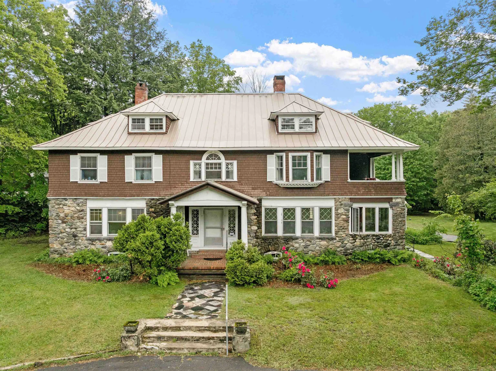 1 Foster Place Claremont NH 03743