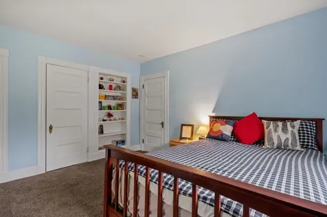 1 Foster Place Claremont NH 03743