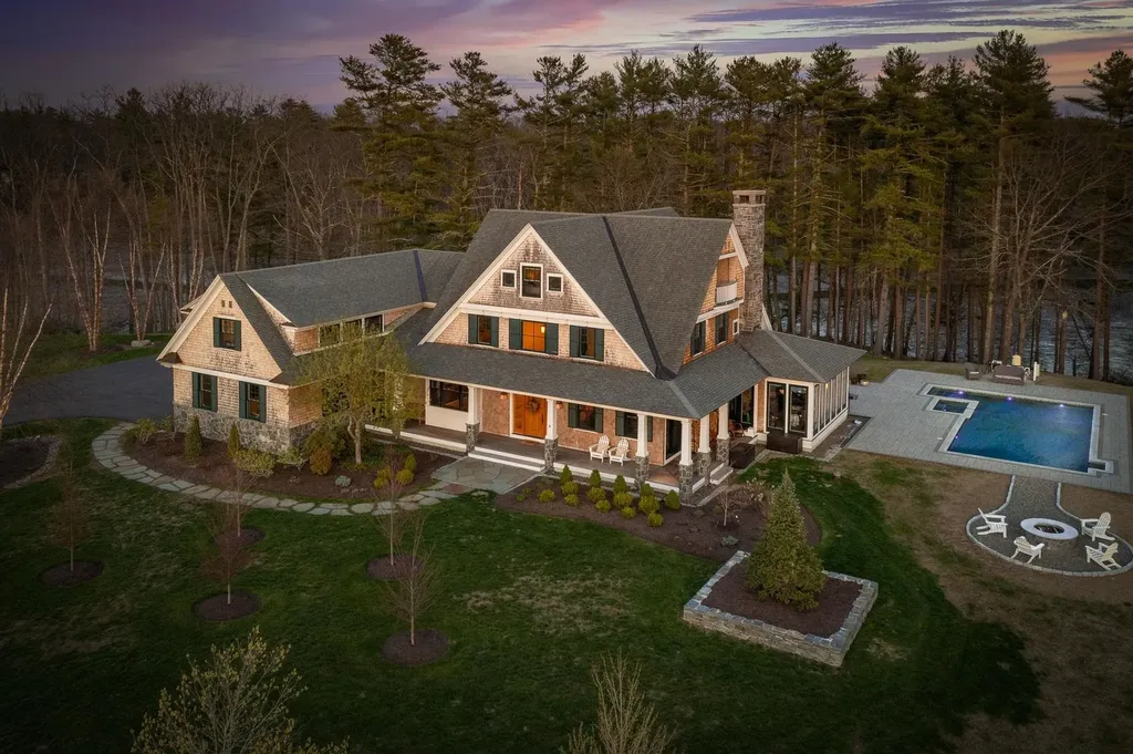 74 Saddle Trail Drive Dover NH 03820