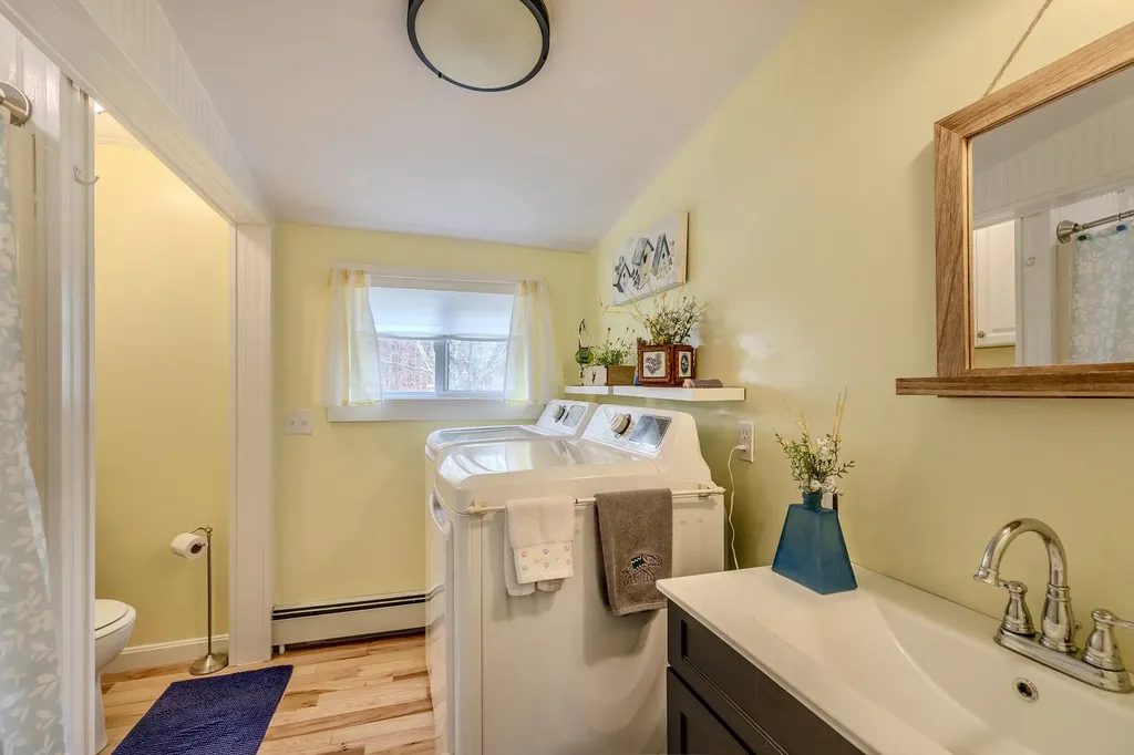 176 Meadow Road Chester VT 05143