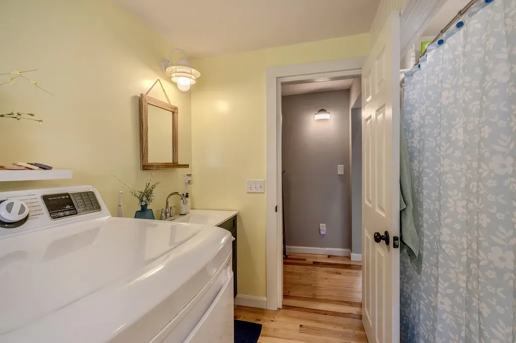 176 Meadow Road Chester VT 05143