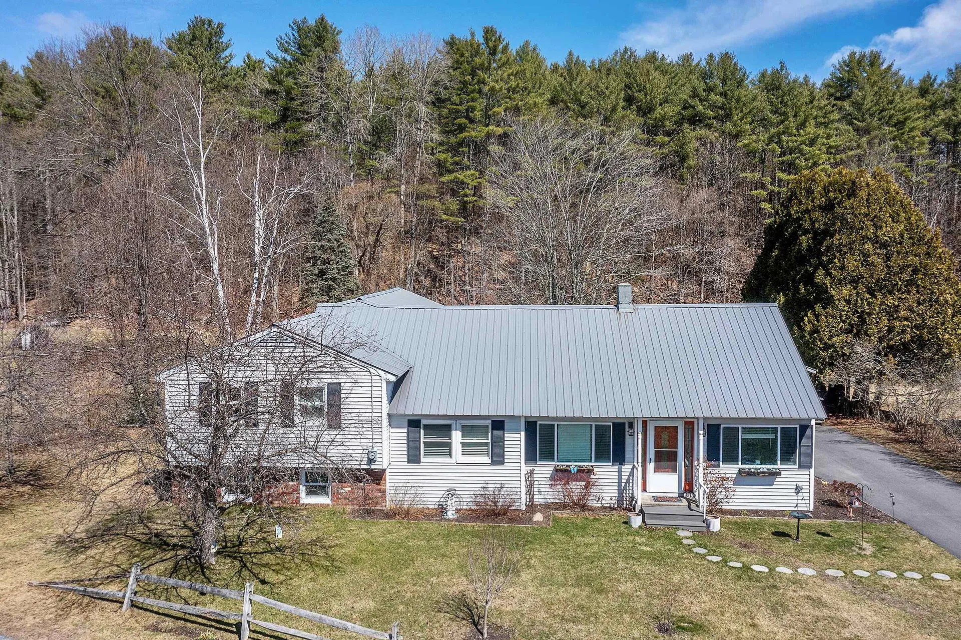 176 Meadow Road Chester VT 05143