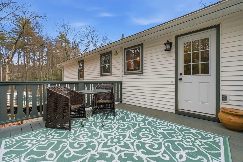 62 Wason Road Hudson NH 03051