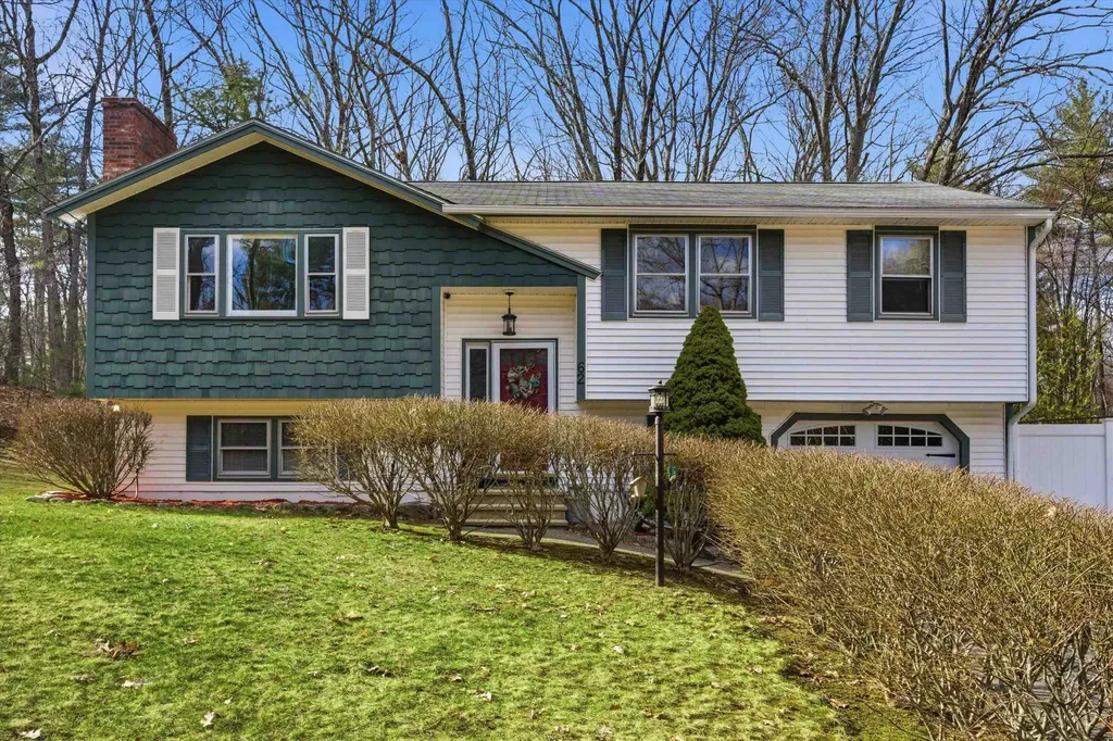 62 Wason Road Hudson NH 03051