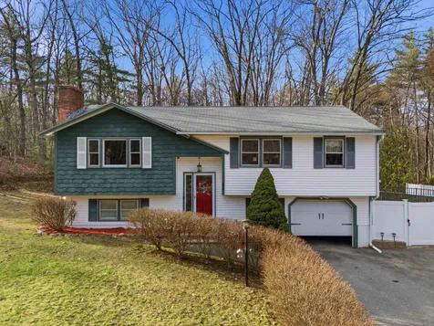 62 Wason Road Hudson NH 03051