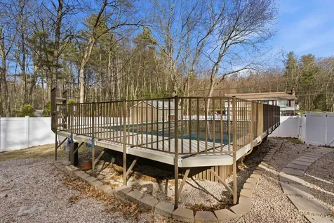 62 Wason Road Hudson NH 03051