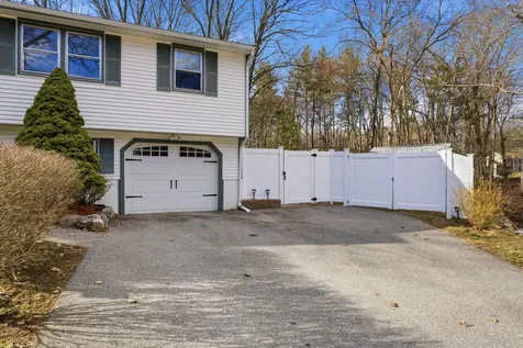 62 Wason Road Hudson NH 03051
