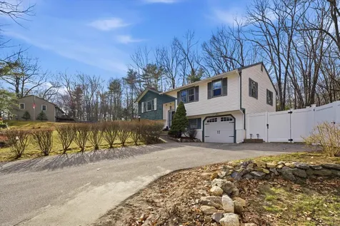 62 Wason Road Hudson NH 03051