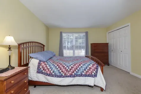 18 Pleasant Street Windham NH 03087