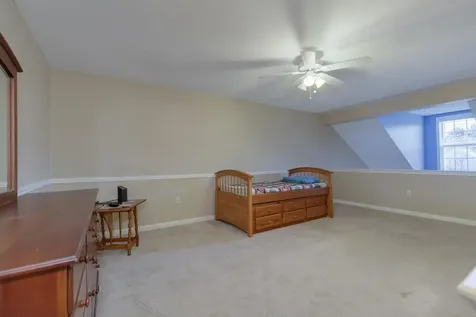 18 Pleasant Street Windham NH 03087