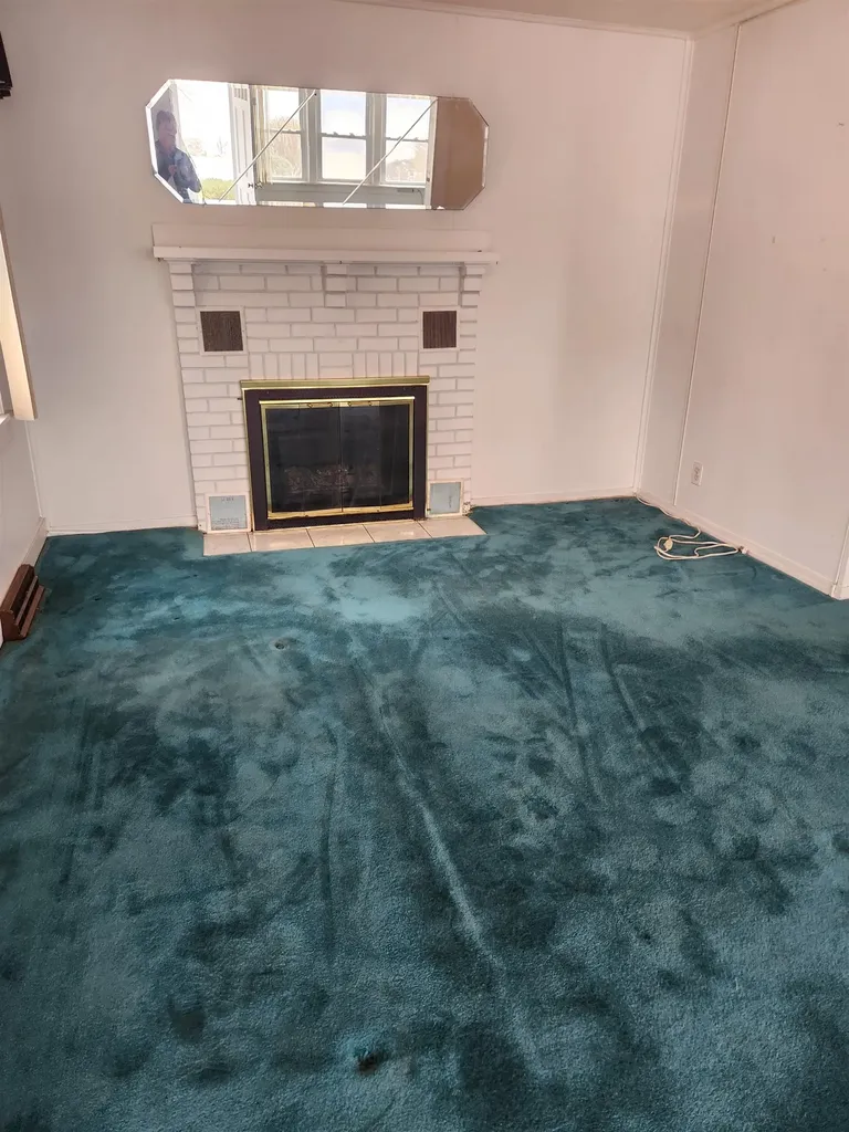 122 Wash Pond Road Hampstead NH 03841
