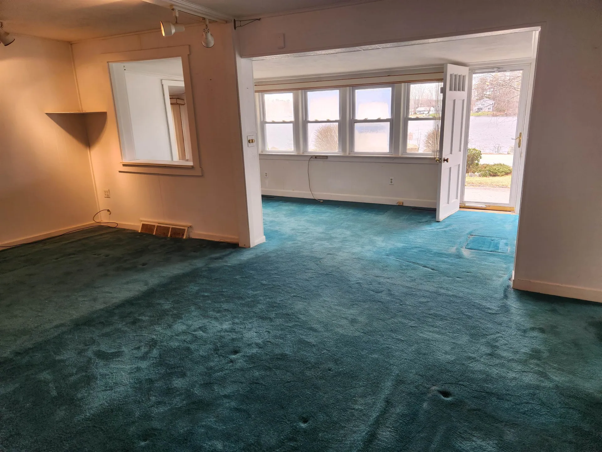122 Wash Pond Road Hampstead NH 03841
