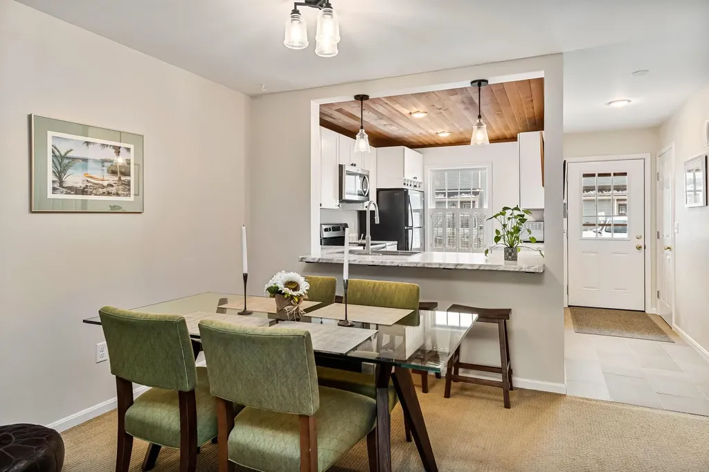 65 Pine Ledge Court Burlington VT 05401
