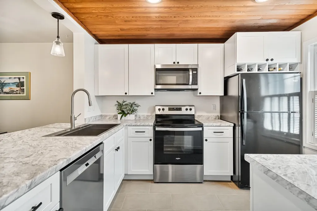 65 Pine Ledge Court Burlington VT 05401