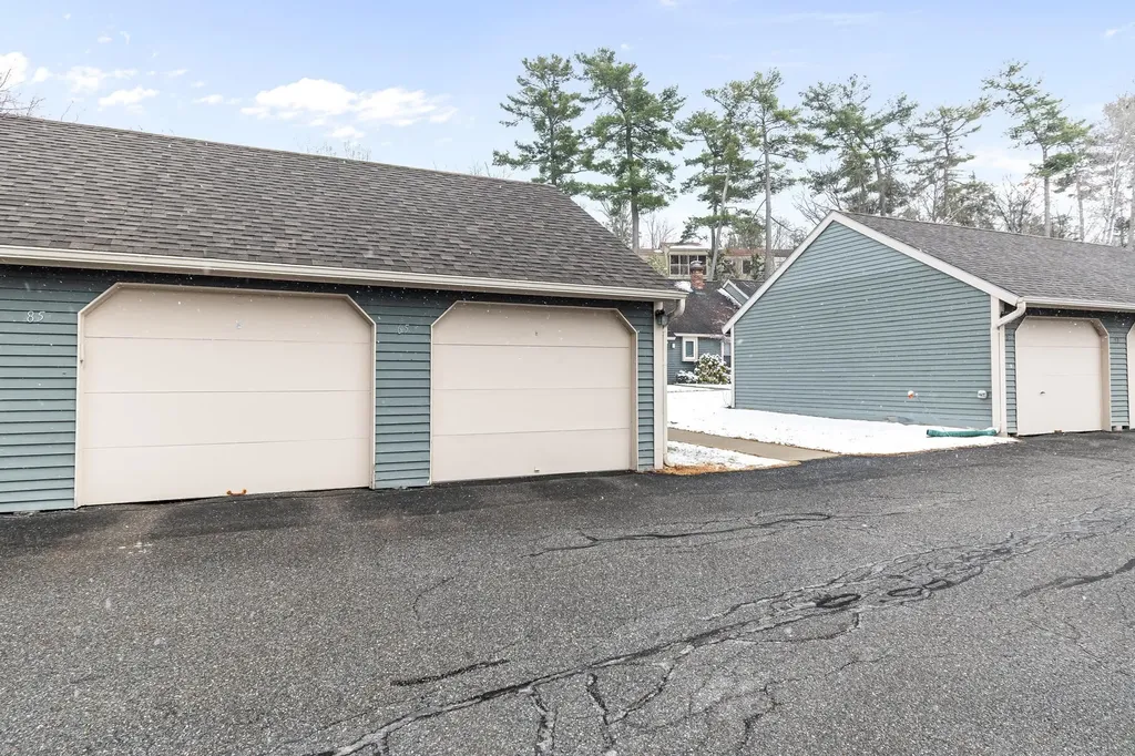 65 Pine Ledge Court Burlington VT 05401