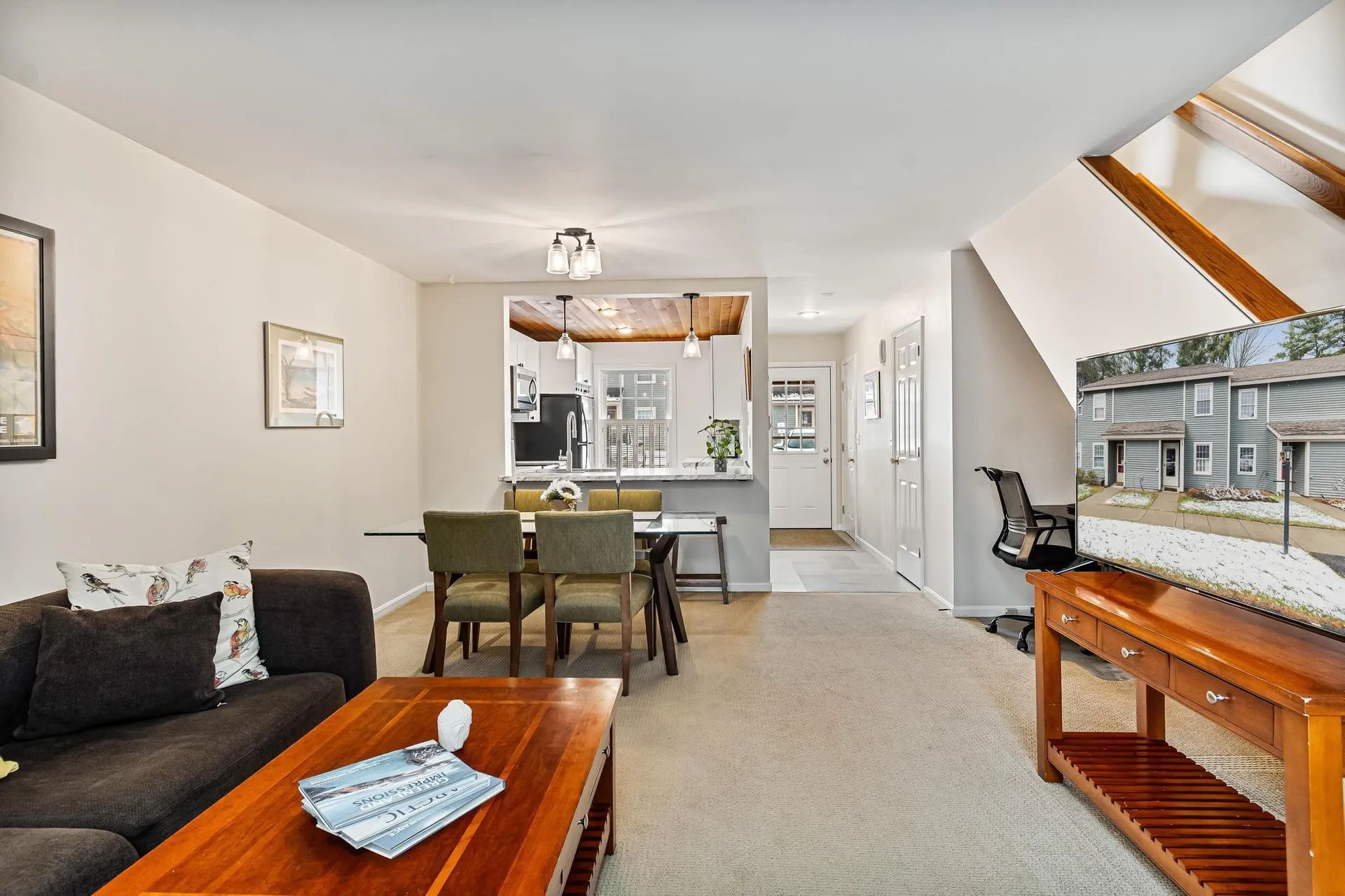 65 Pine Ledge Court Burlington VT 05401