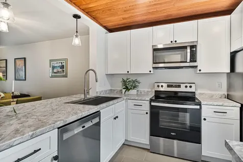 65 Pine Ledge Court Burlington VT 05401