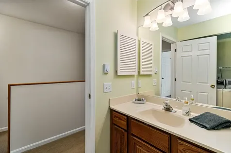 65 Pine Ledge Court Burlington VT 05401