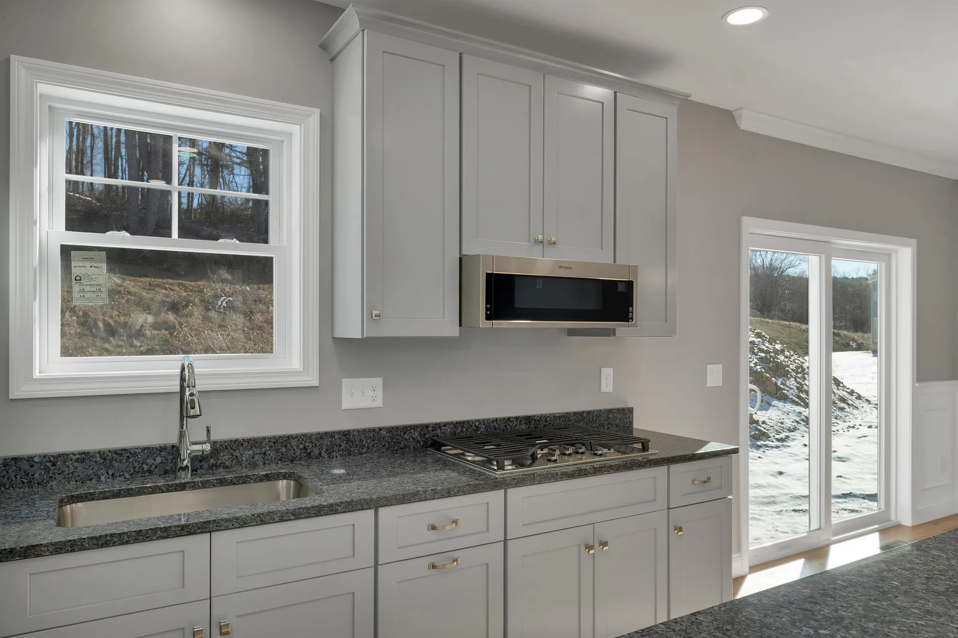 10 Shelburne Lane Concord NH 03301