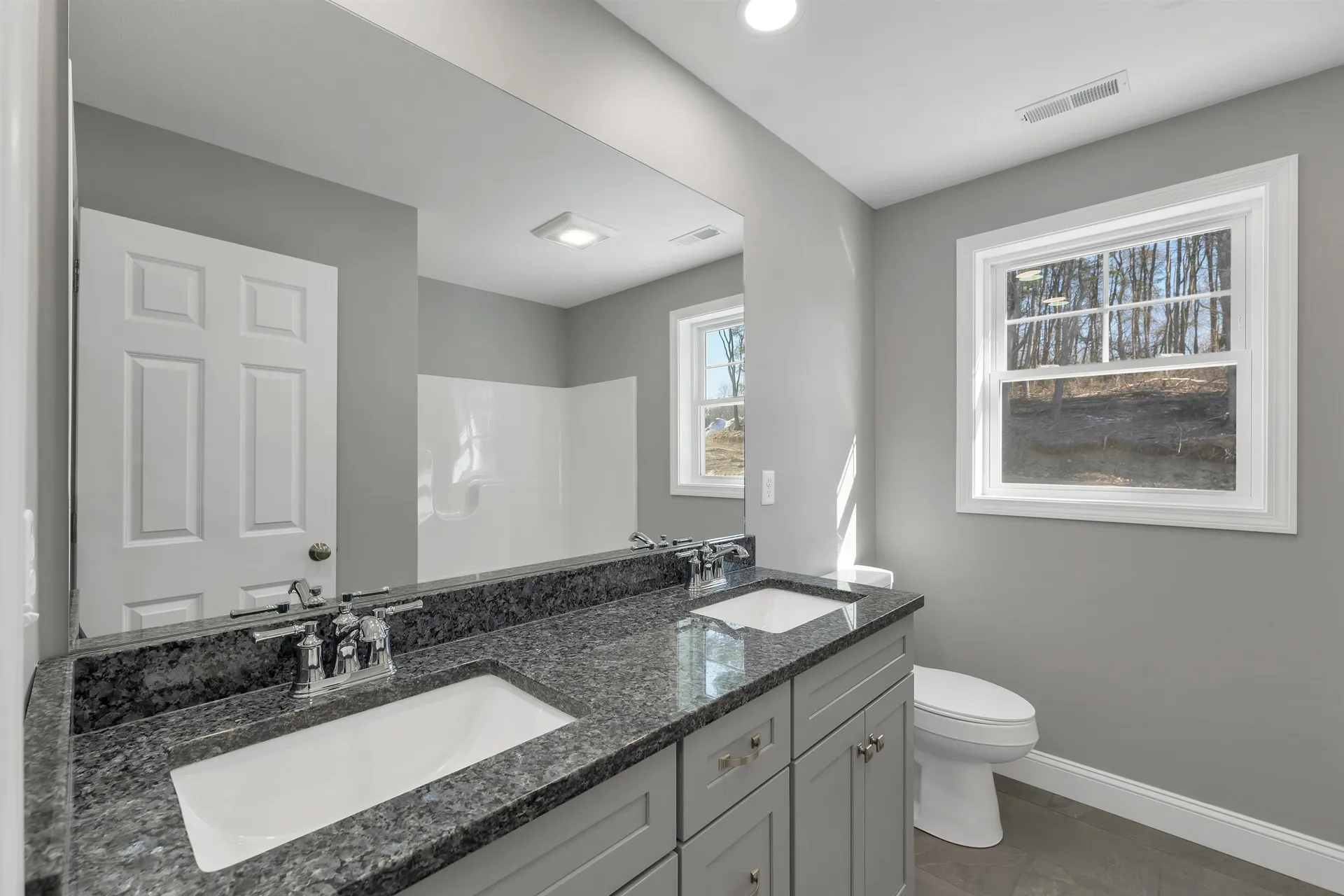 10 Shelburne Lane Concord NH 03301