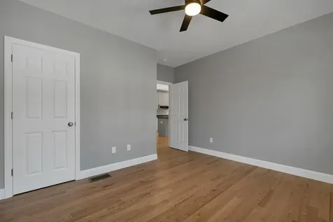 10 Shelburne Lane Concord NH 03301