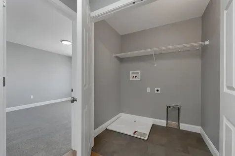 10 Shelburne Lane Concord NH 03301