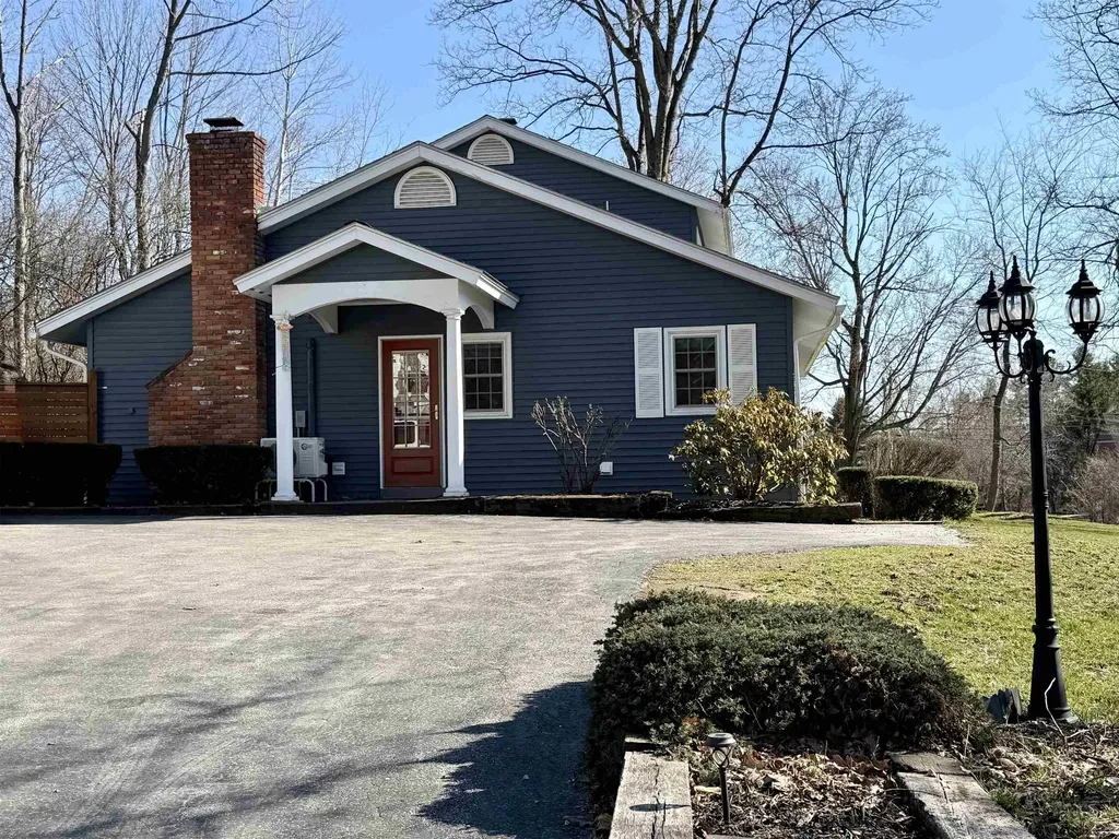2 Robinwood Lane Rutland City VT 05701