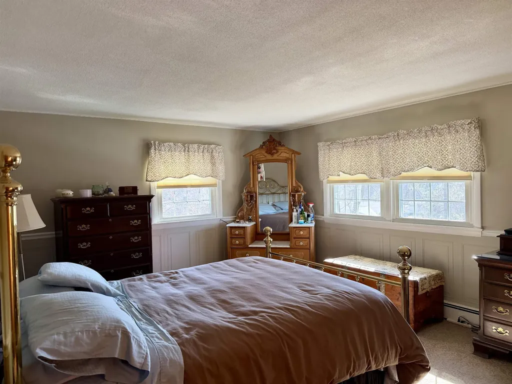 2 Robinwood Lane Rutland City VT 05701