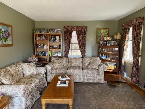2 Robinwood Lane Rutland City VT 05701