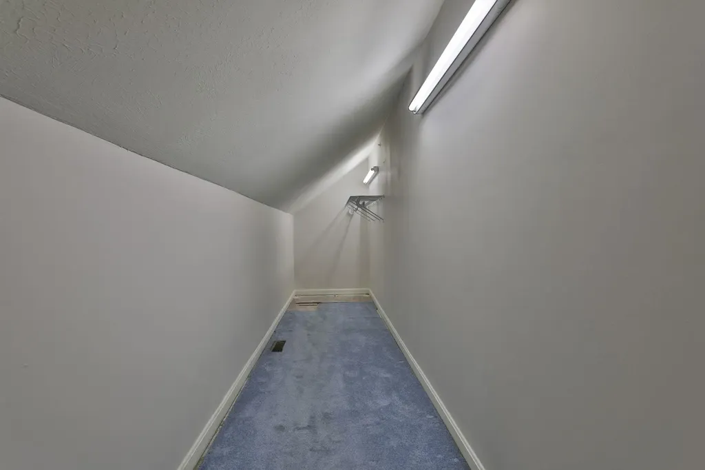 11 Echo Shore Drive Merrimack NH 03054