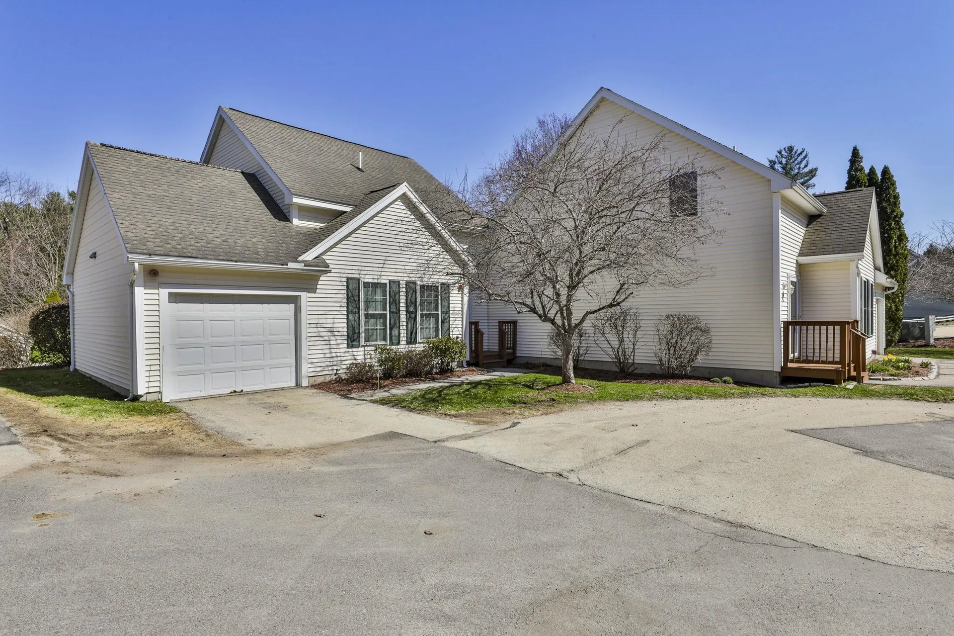 11 Echo Shore Drive Merrimack NH 03054