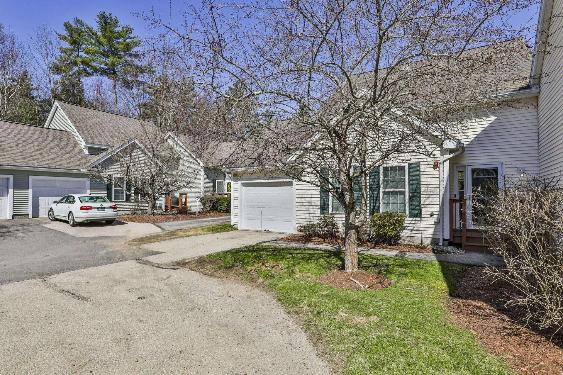 11 Echo Shore Drive Merrimack NH 03054