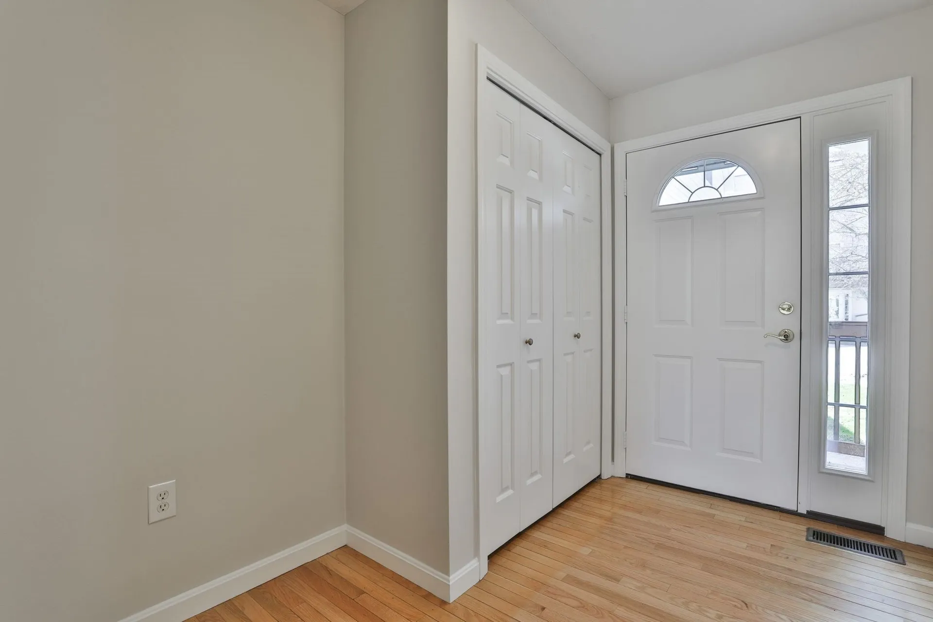 11 Echo Shore Drive Merrimack NH 03054