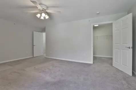 11 Echo Shore Drive Merrimack NH 03054