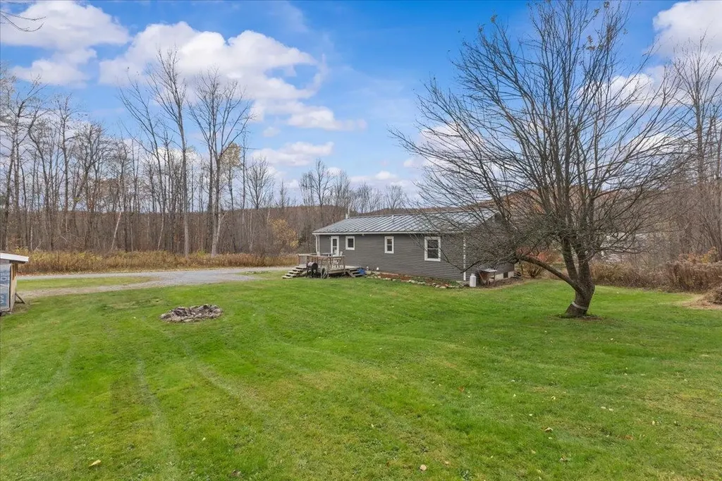 10 Cross Road Milton VT 05468