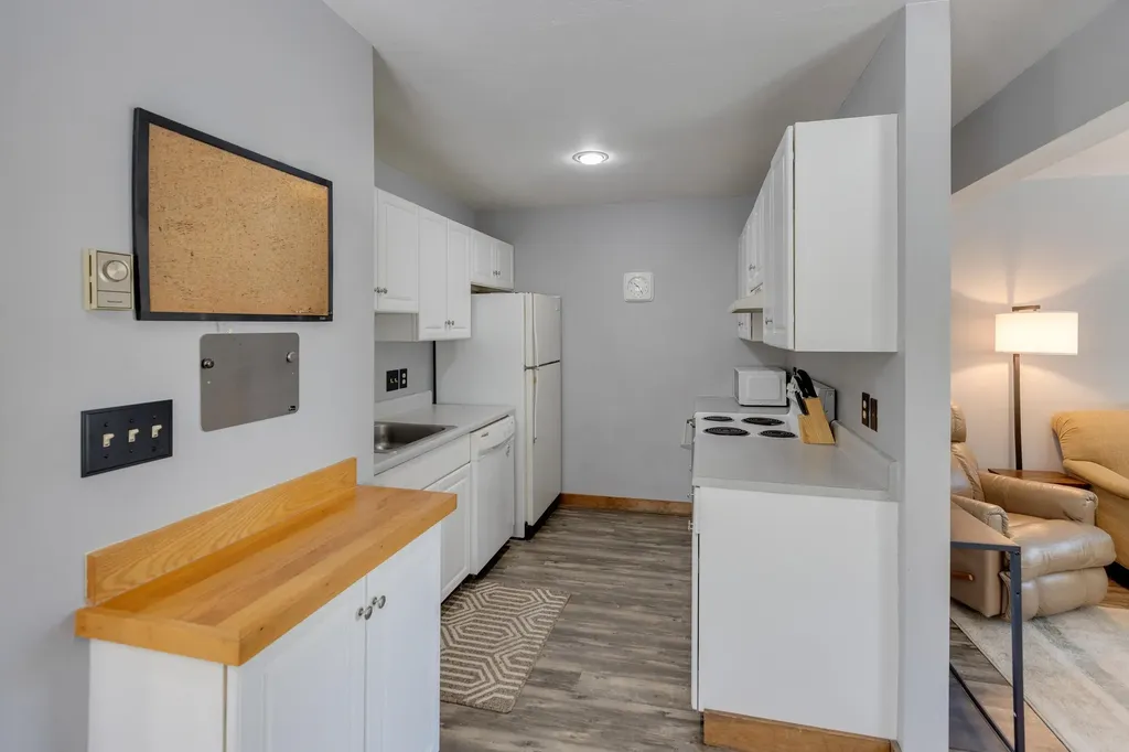 4 Vista Drive Ashland NH 03217