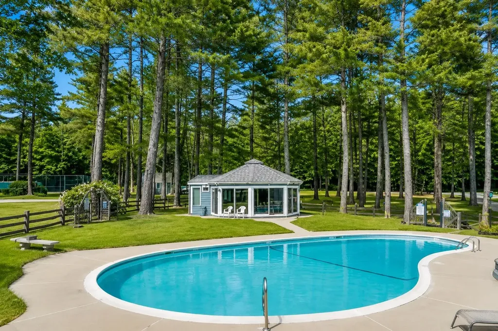 4 Vista Drive Ashland NH 03217