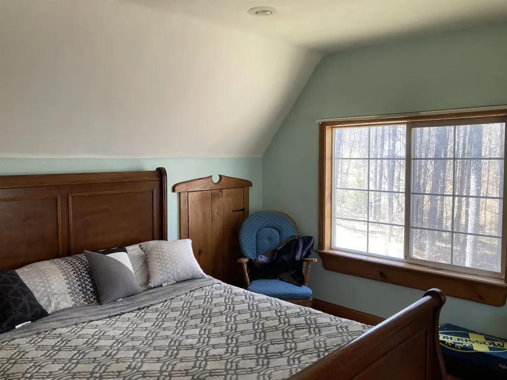 130 Kinsman Road Grafton NH 03240