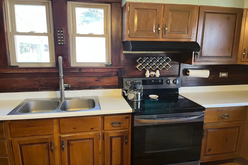 213 Columbian Avenue Rutland City VT 05701