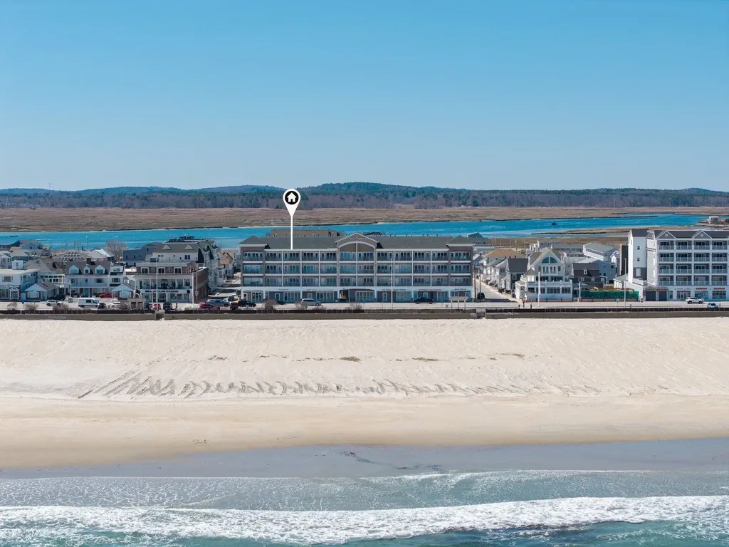 83 Ocean Boulevard Hampton NH 03842