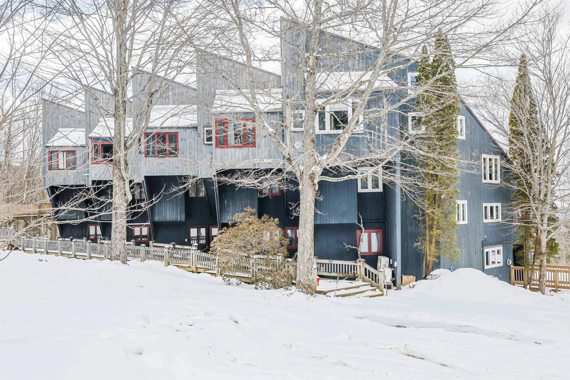 34 Weetamoo Trail Campton NH 03223