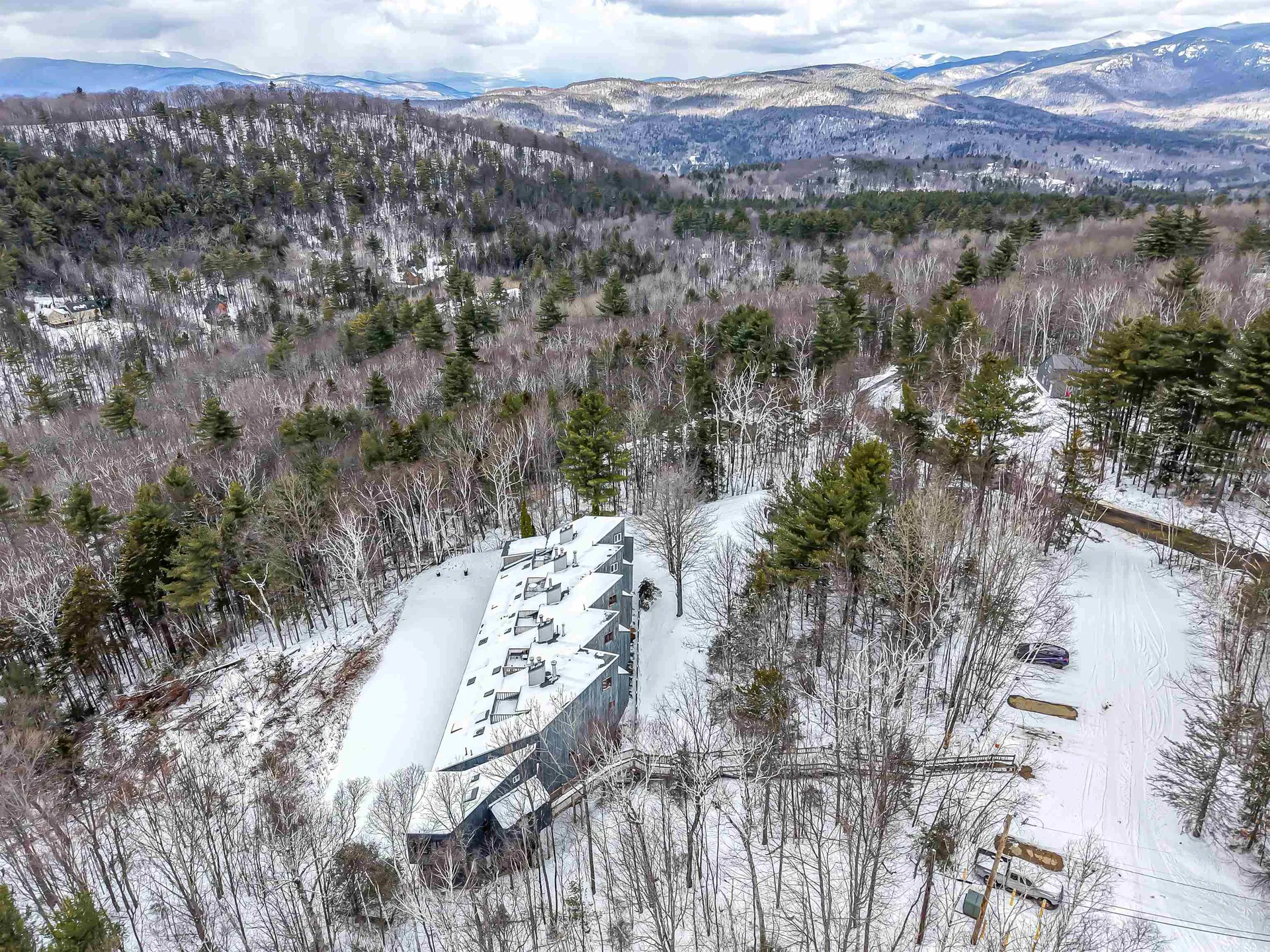 34 Weetamoo Trail Campton NH 03223