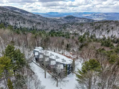 34 Weetamoo Trail Campton NH 03223